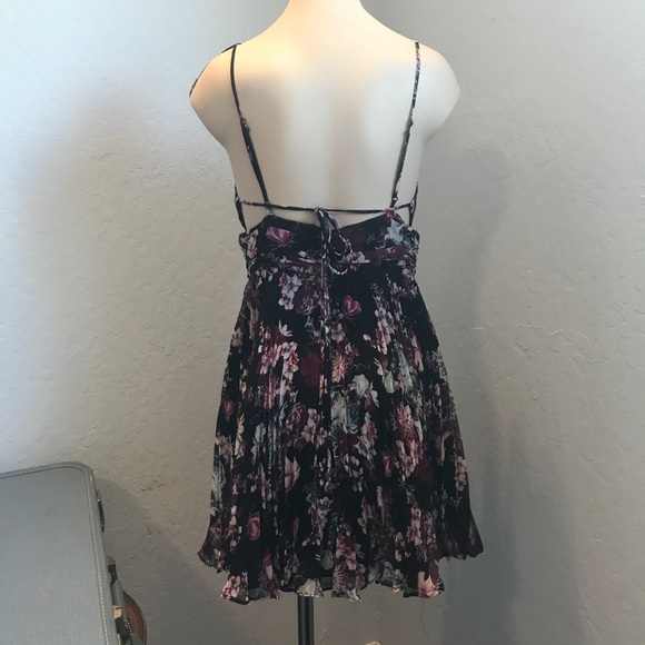 🆕 BCBG floral tank dress - Picture 6 of 8